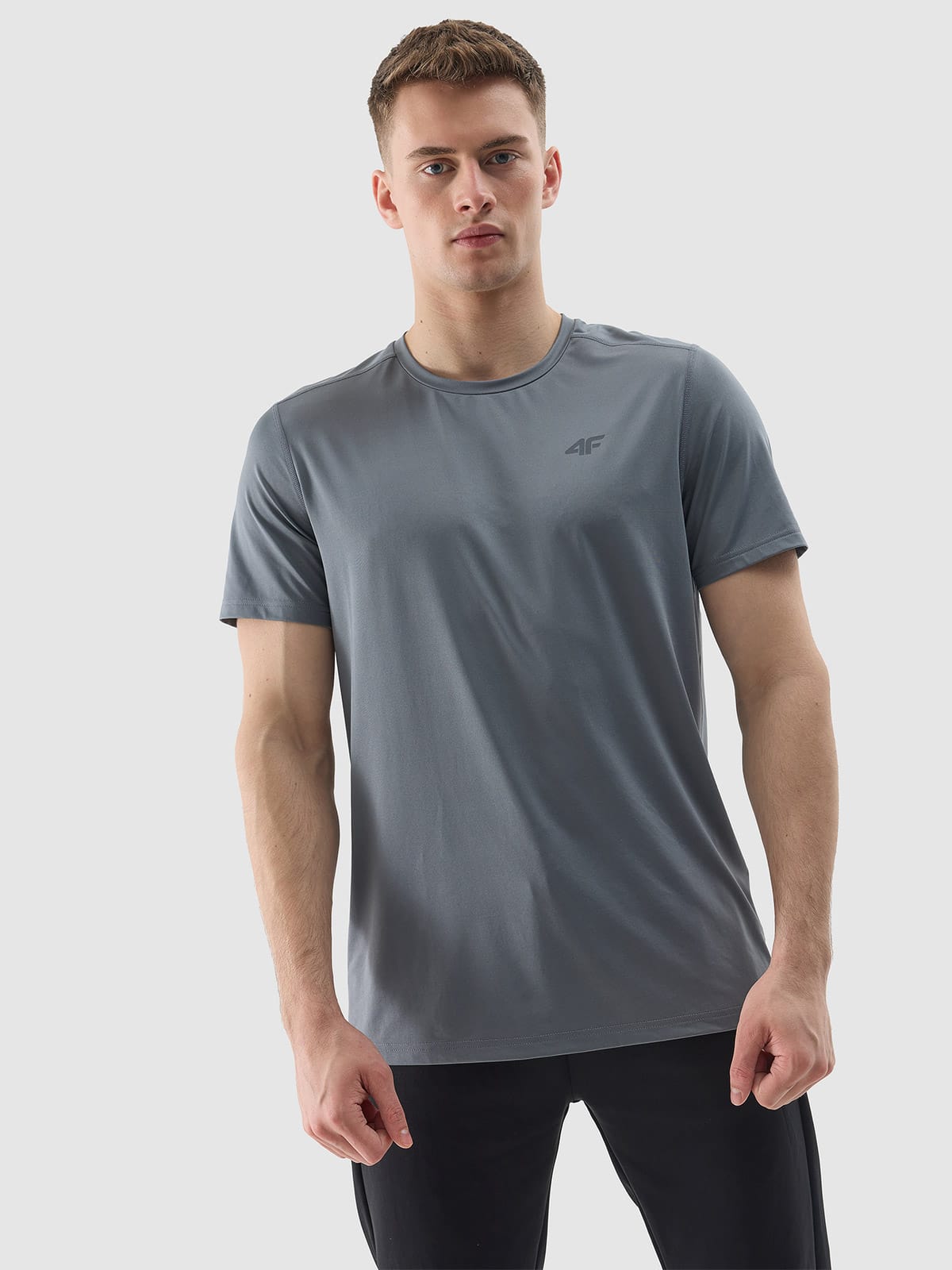 Tricou de antrenament gri pentru barbati din materiale reciclate si cu uscare rapida 4F